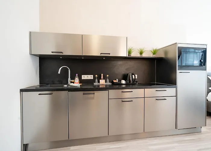 Elegance 4* فيينا