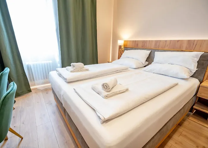 Hotel Elegance 4*