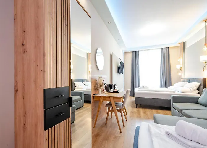 Hotel Elegance 4*